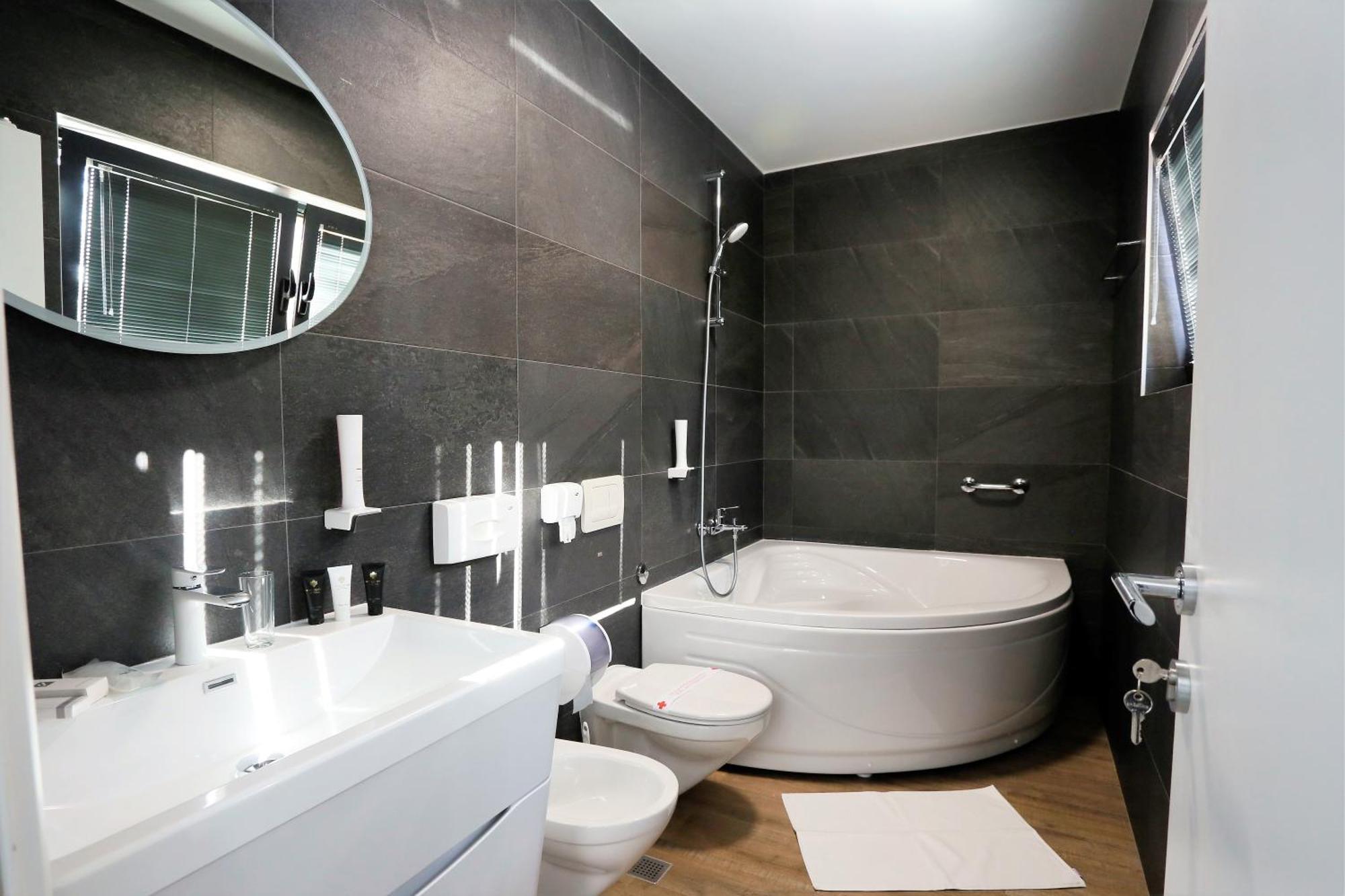 Carpe Diem Boutique Hotel Зеница Экстерьер фото
