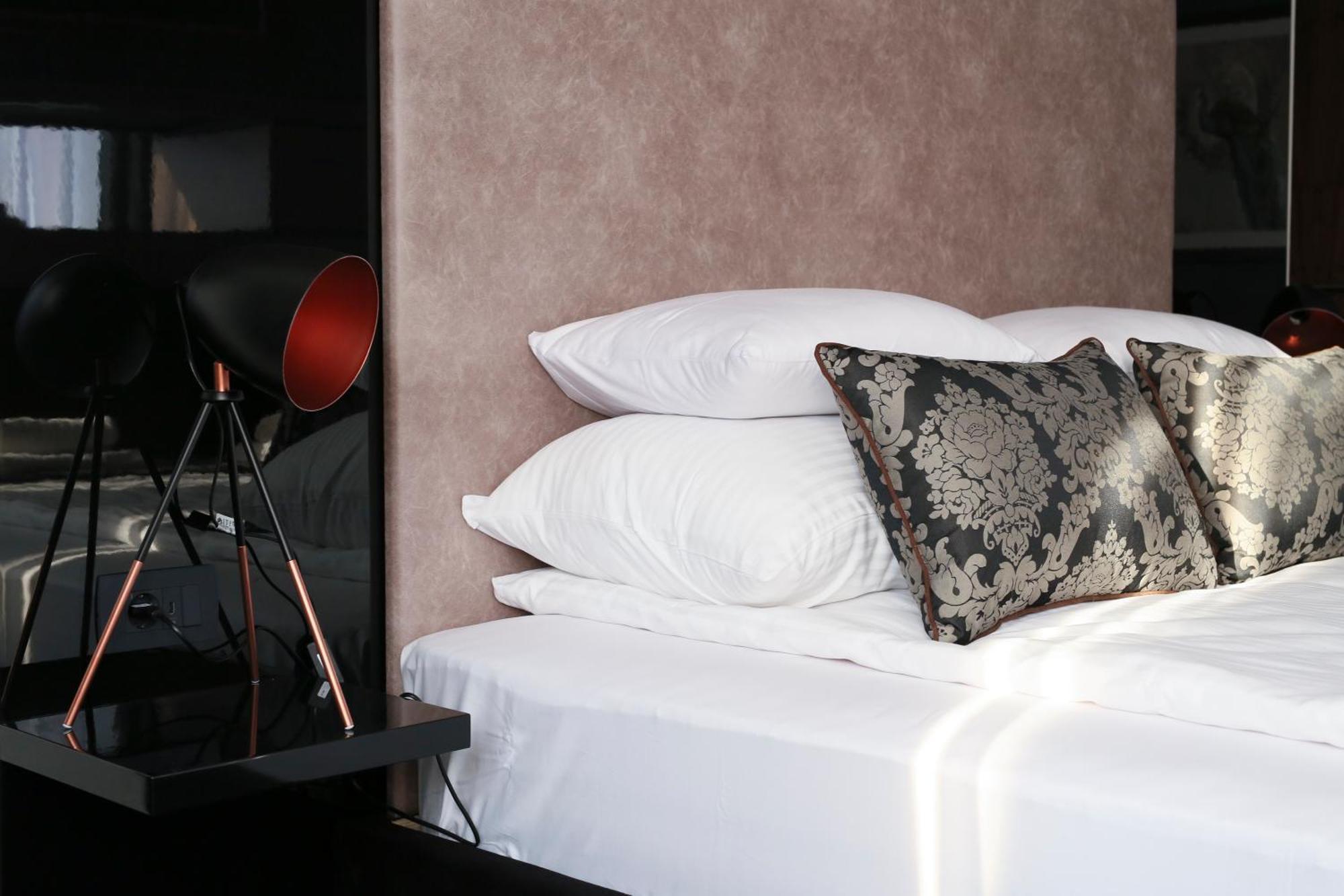 Carpe Diem Boutique Hotel Зеница Экстерьер фото