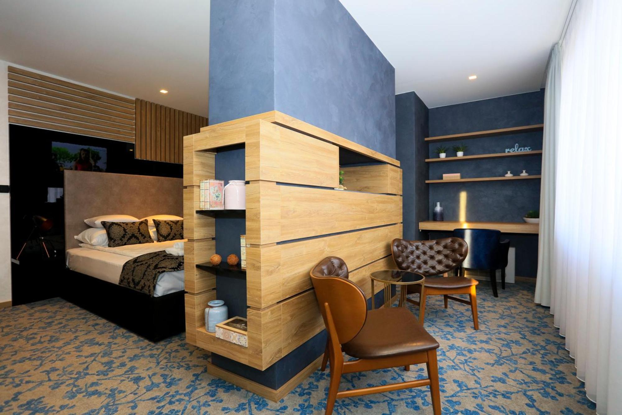Carpe Diem Boutique Hotel Зеница Экстерьер фото