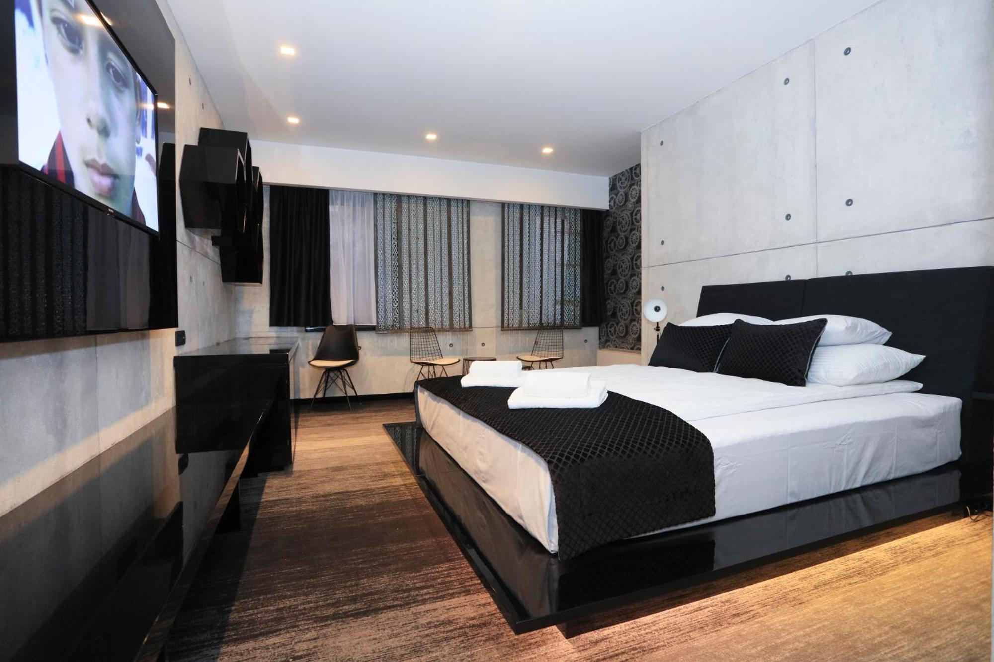 Carpe Diem Boutique Hotel Зеница Экстерьер фото